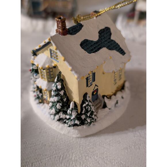 Thomas Kinkade Winter Memories Illuminated Ornament Collection 2000 – Lot of... - Picture 4 of 16